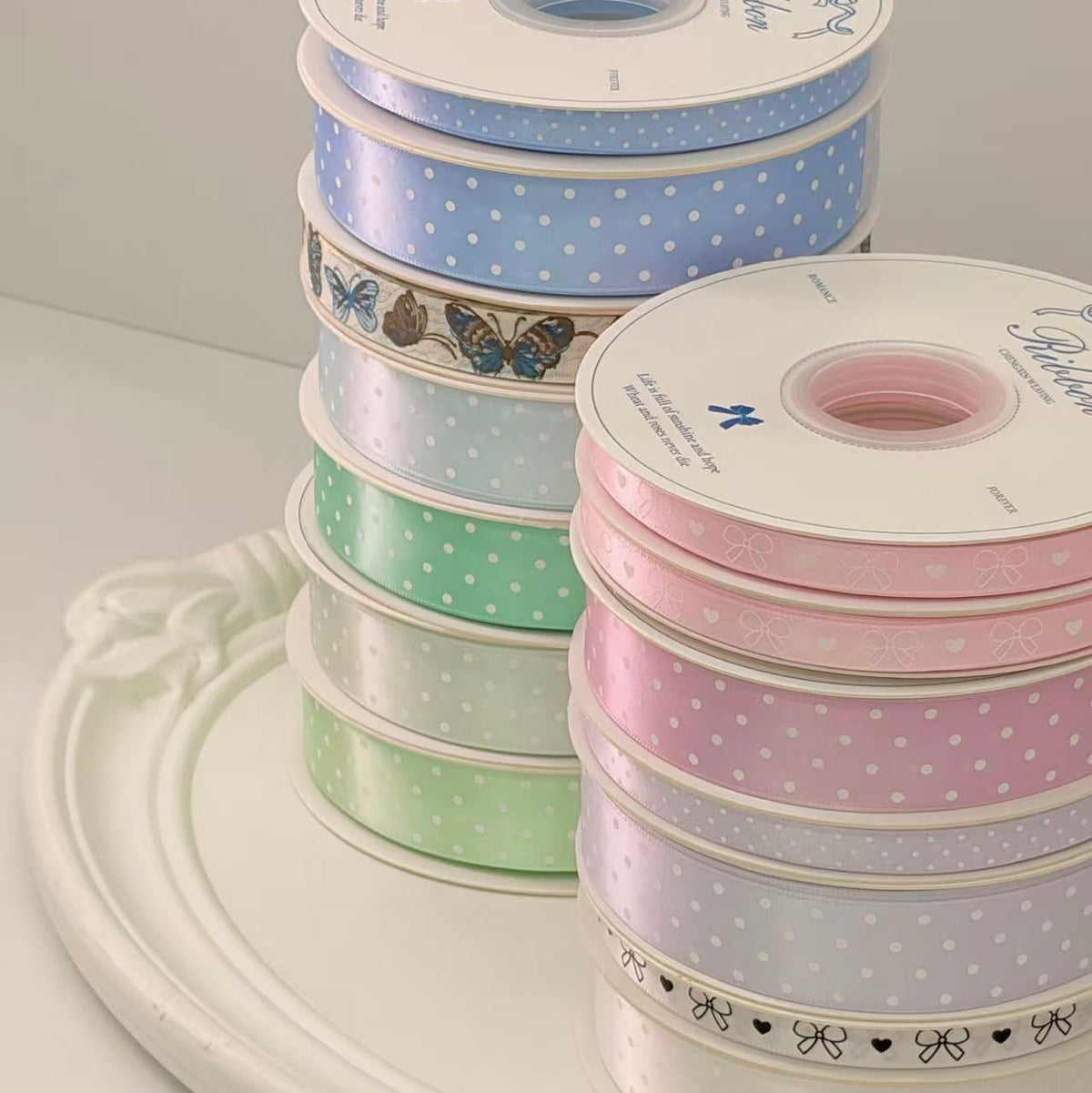 Decorative craft ribbon